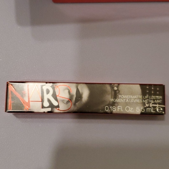 NARS Powermatte Lip Luster - Blackheart 2793 - Picture 1 of 2